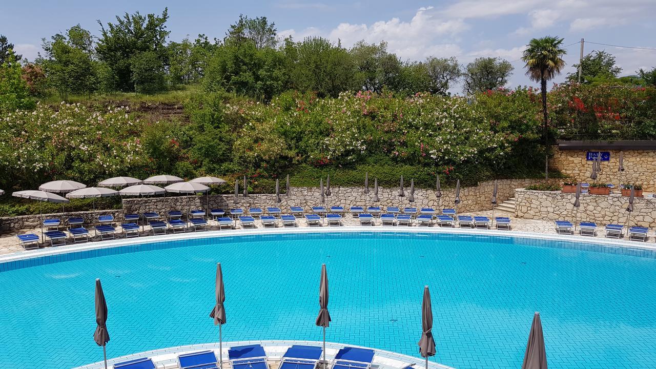 Le Torri Del Garda Familyspa Resort 托里德尔贝纳科 外观 照片